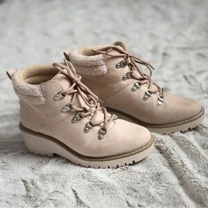 Sonoma Beige Lace-Up Winter Boots